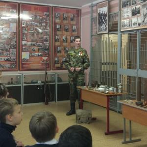 Поисковики отряда «Витязь» провели уроки мужества в музее «История инженерных войск России»