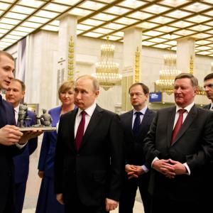 Президент России Владимир Путин выступил перед участниками Торжественного открытия Всероссийской акции «Вахта Памяти – 2019»